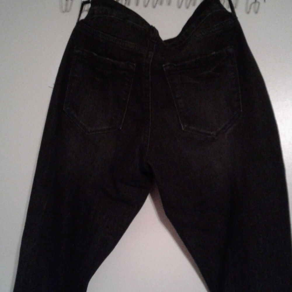 Jeans - Picture 3 of 3